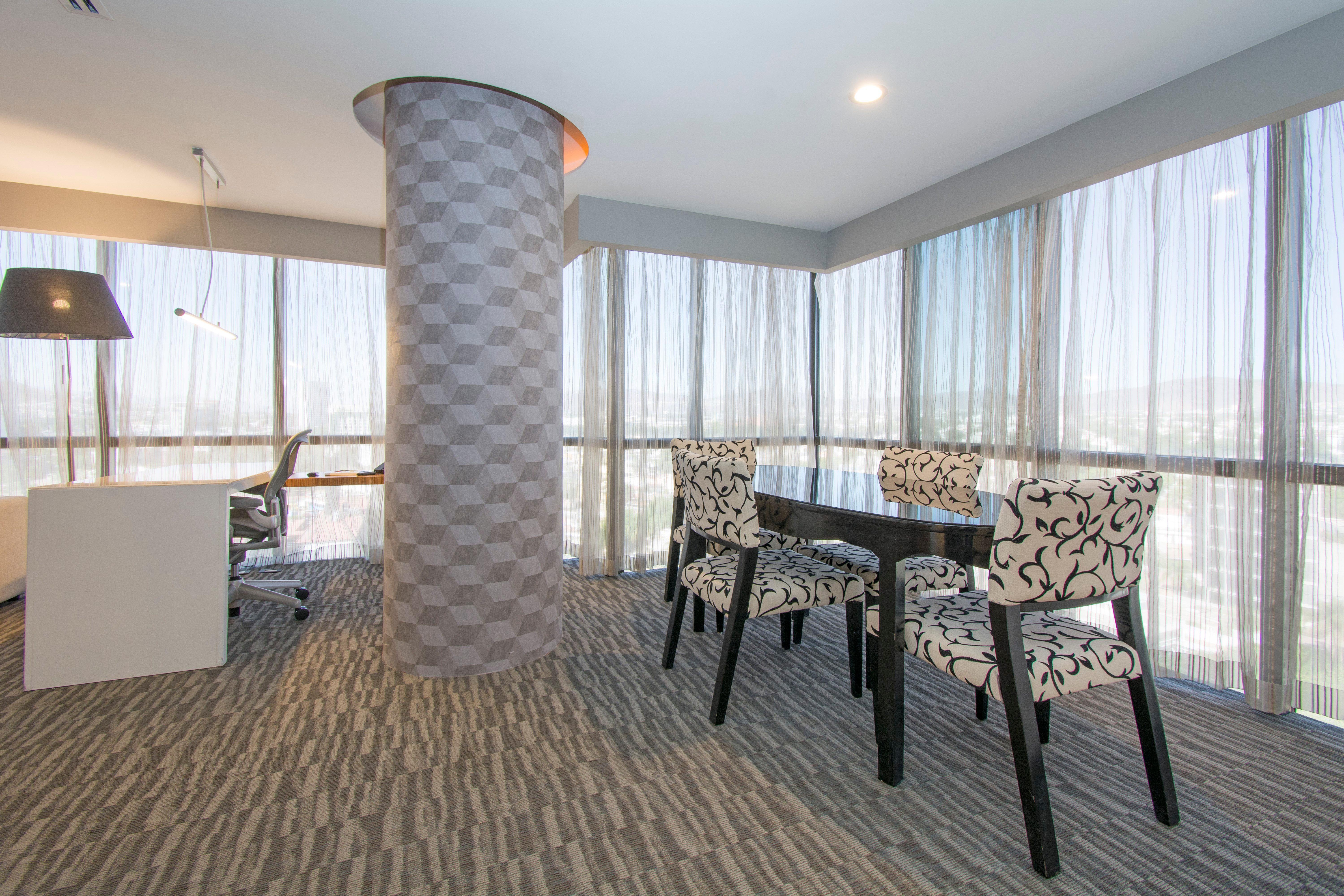 Presidente Intercontinental Guadalajara By Ihg Hotell Zapopan Exteriör bild