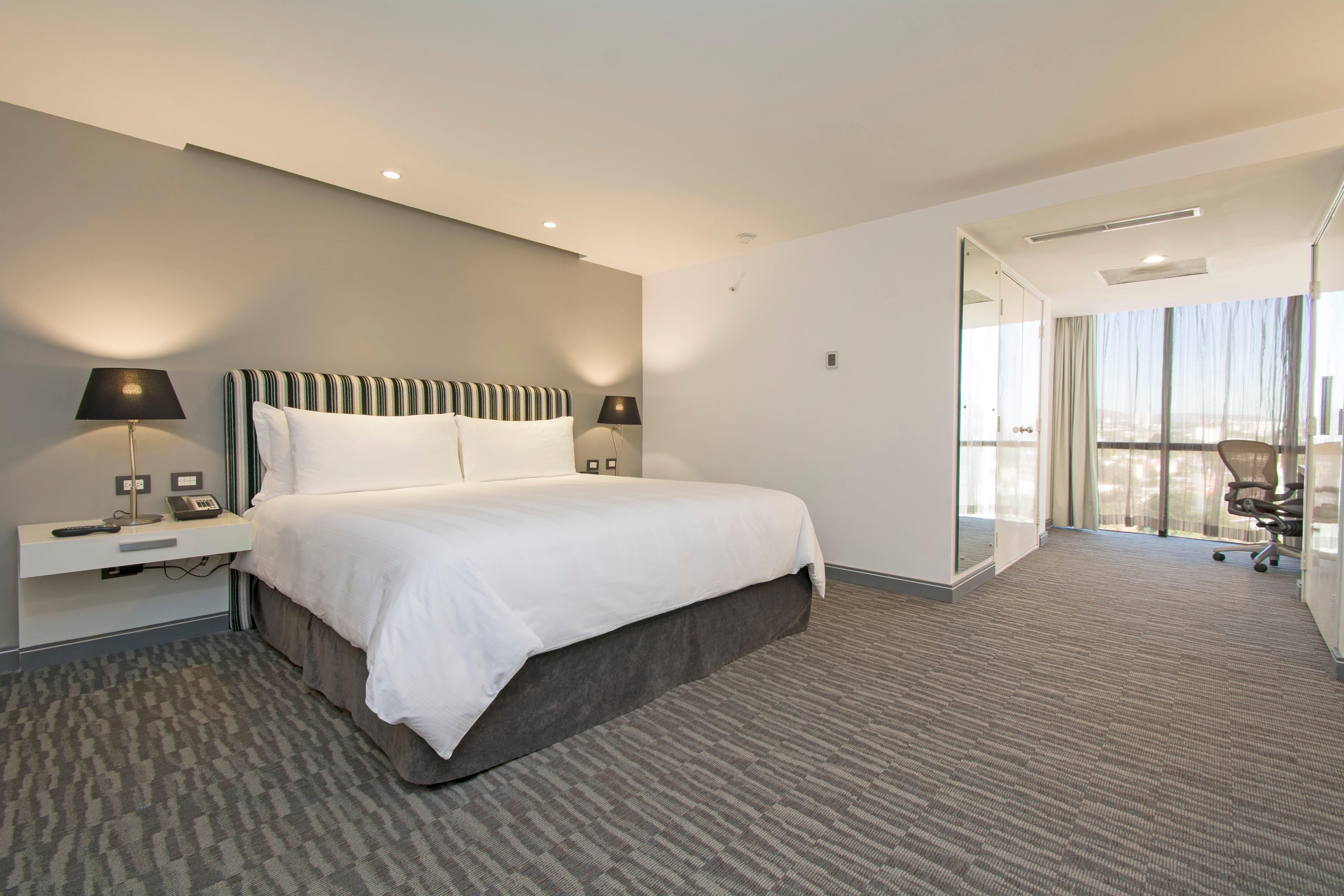 Presidente Intercontinental Guadalajara By Ihg Hotell Zapopan Exteriör bild